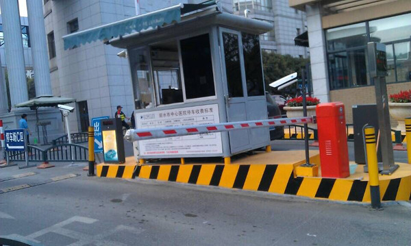 免取卡視頻停車 免取卡視頻停車